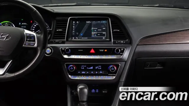 Hyundai Sonata 2019 — фото 12