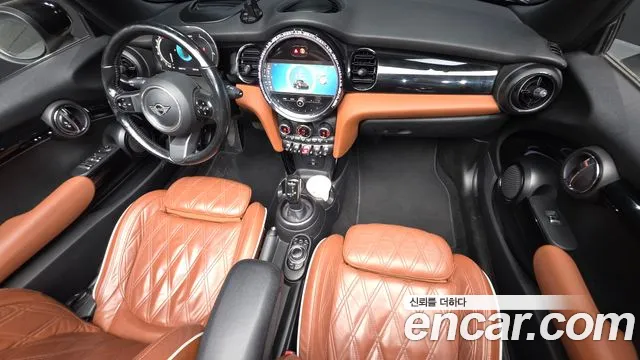 Mini Cooper Convertible 2022 — фото 10