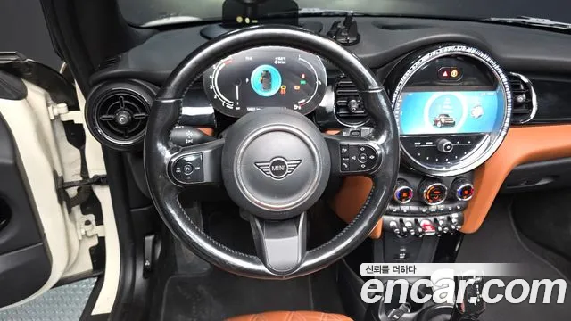 Mini Cooper Convertible 2022 — фото 19
