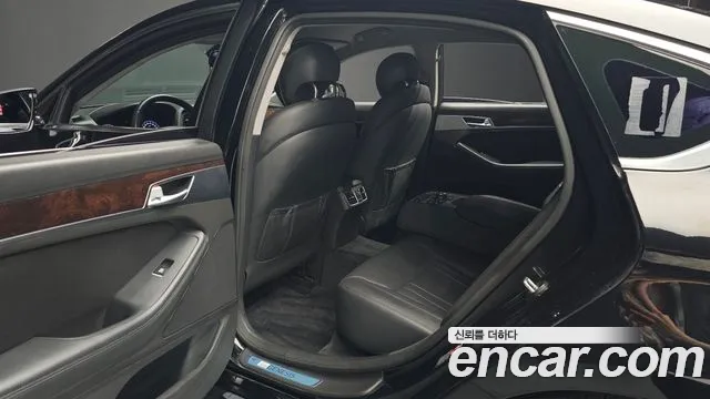 Hyundai Genesis 2015 — фото 11