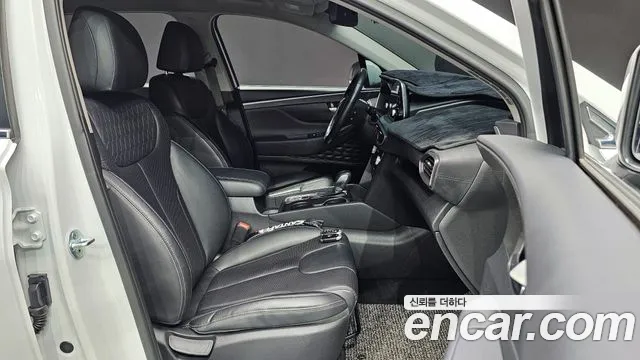 Hyundai Santafe 2020 — фото 12