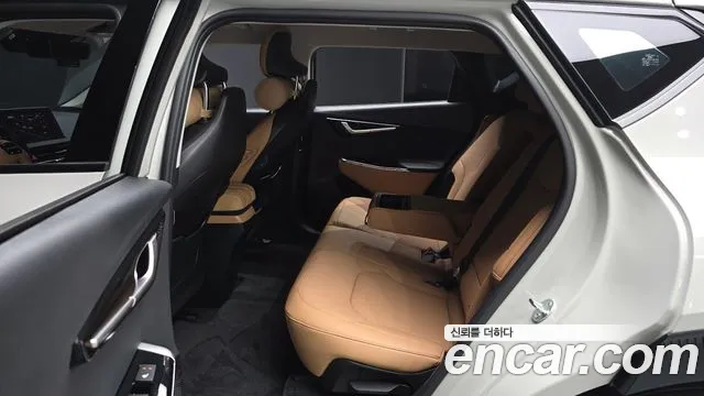 Kia EV6 2024 — фото 12