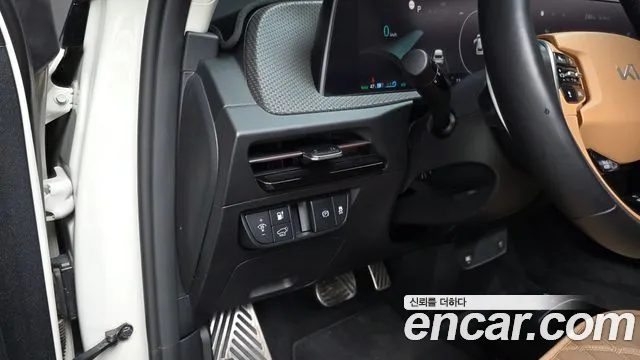 Kia EV6 2024 — фото 13