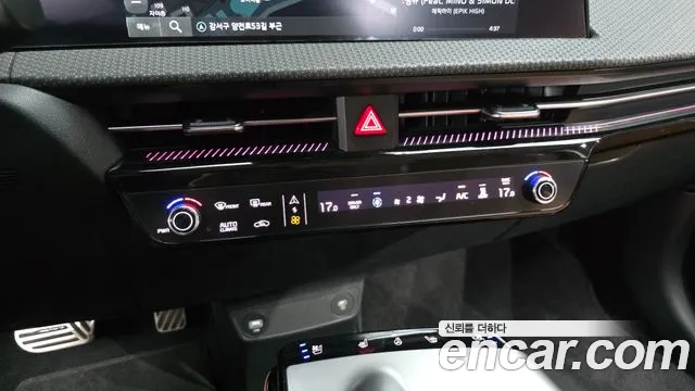 Kia EV6 2024 — фото 17