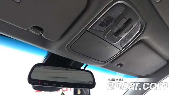 Kia Niro 2017 — фото 17