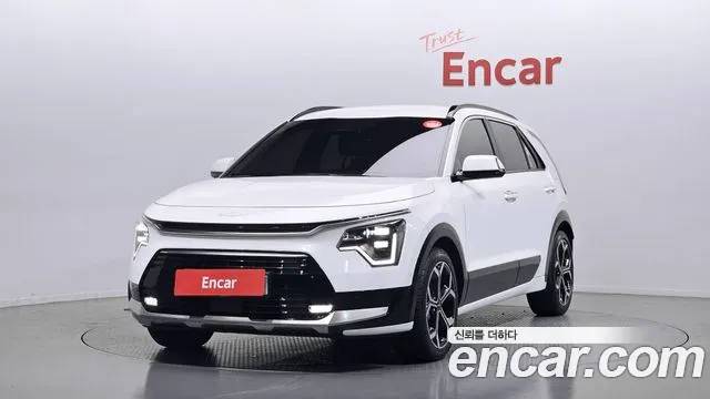 Kia Niro 2022 — фото 1