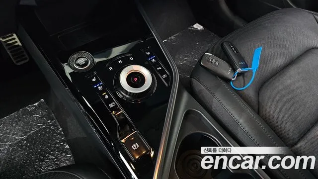 Kia Niro 2022 — фото 12