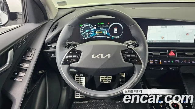 Kia Niro 2022 — фото 19