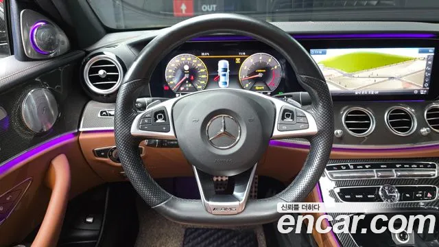 Mercedes-Benz E-Class 2018 — фото 13
