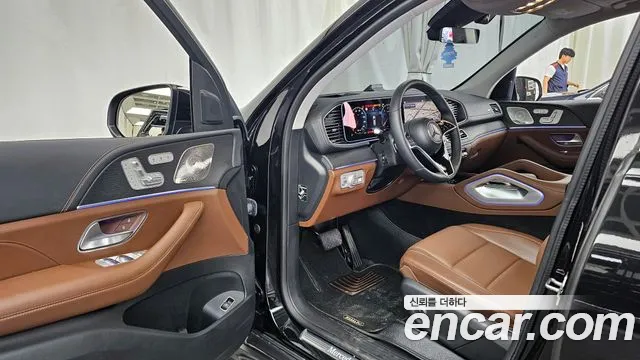 Mercedes-Benz GLE-Class 2024 — фото 13