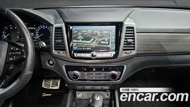 KG_Mobility_Ssangyong Rexton 2019 — фото 19