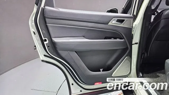 KG_Mobility_Ssangyong Rexton 2019 — фото 15