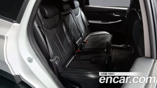 Hyundai Santafe 2021 — фото 17