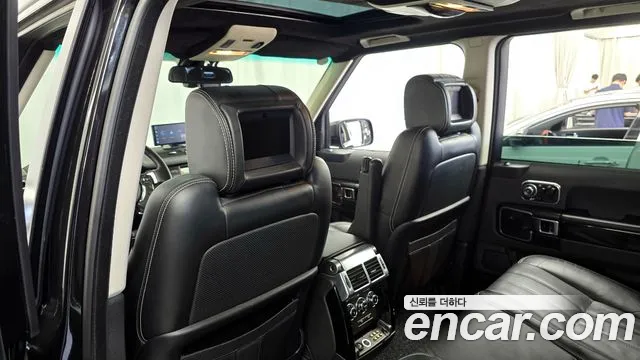 Land Rover Range Rover 2010 — фото 19