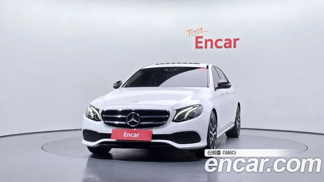 Mercedes-Benz E-Class 2017 — фото 3