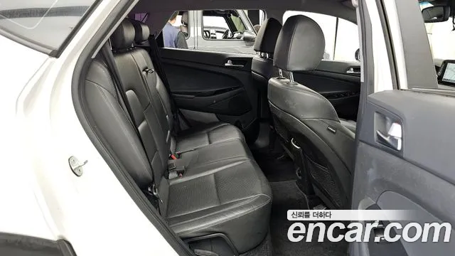 Hyundai Tucson 2019 — фото 12