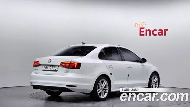 Volkswagen Jetta 2015 — фото 2