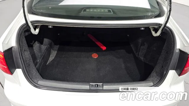 Volkswagen Jetta 2015 — фото 17