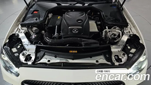 Mercedes-Benz E-Class 2023 — фото 5