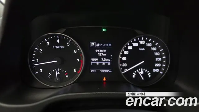 Hyundai AVANTE 2018 — фото 10