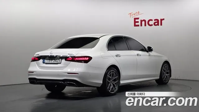 Mercedes-Benz E-Class 2021 — фото 2