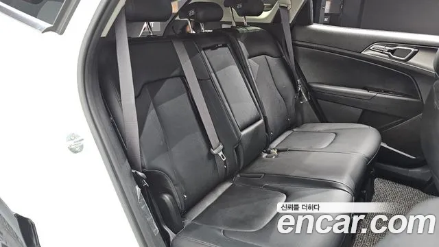 Kia Sportage 2022 — фото 17