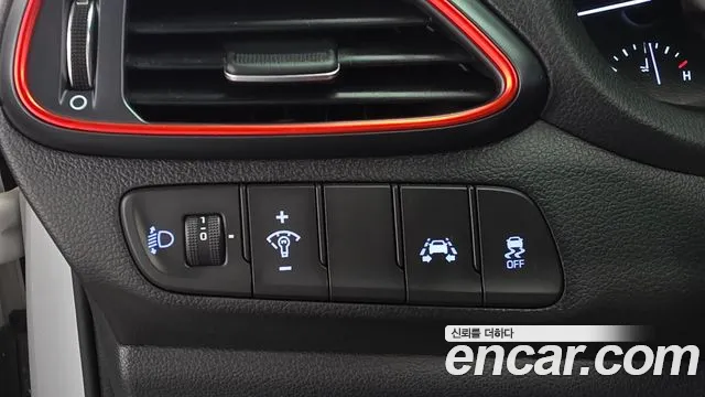 Hyundai i30 2019 — фото 17