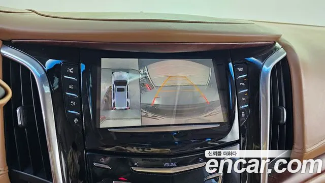 Cadillac Escalade 2016 — фото 15