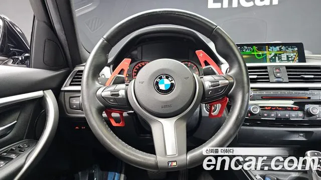 BMW 3-Series 2018 — фото 13