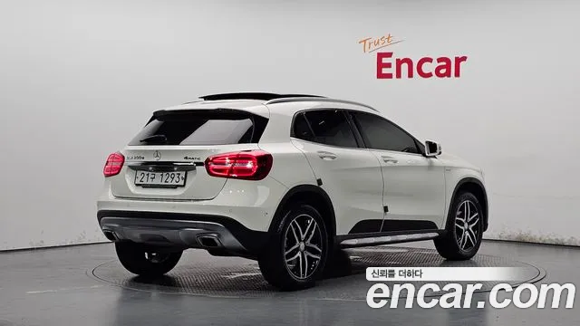 Mercedes-Benz GLA-Class 2017 — фото 2