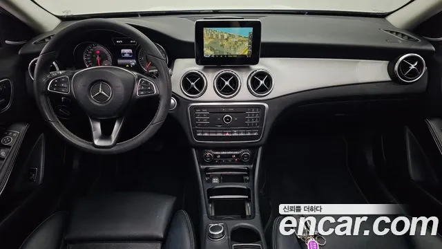 Mercedes-Benz GLA-Class 2017 — фото 7
