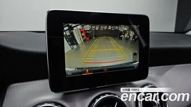 Mercedes-Benz GLA-Class 2017 — фото 15