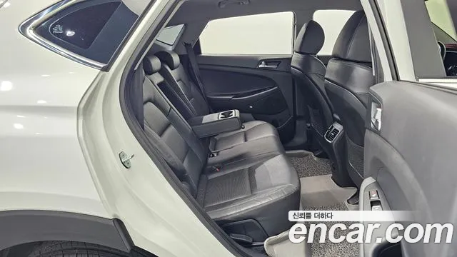 Hyundai Tucson 2020 — фото 18