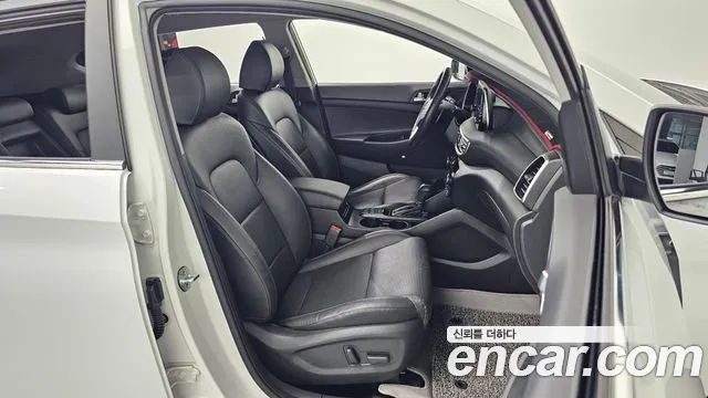 Hyundai Tucson 2020 — фото 16