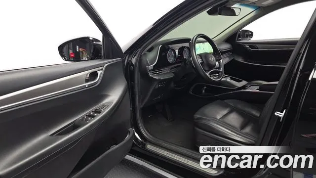 Hyundai Grandeur 2021 — фото 13