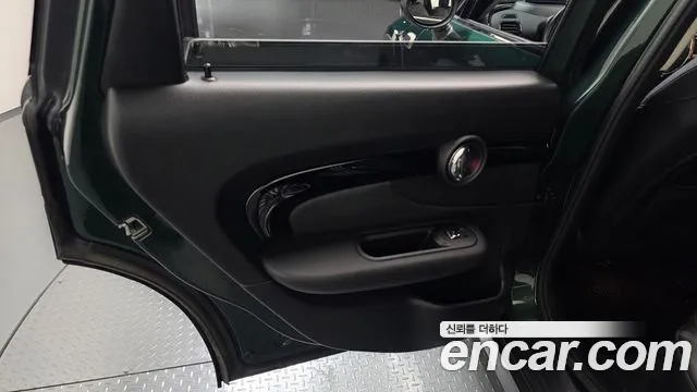 Mini Clubman 2019 — фото 15