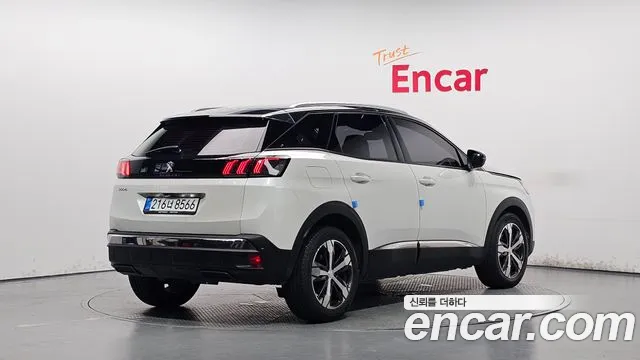 Peugeot 3008 2022 — фото 2