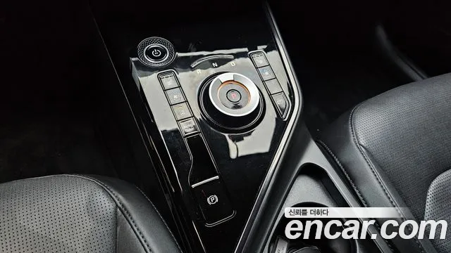 Kia Niro 2024 — фото 12