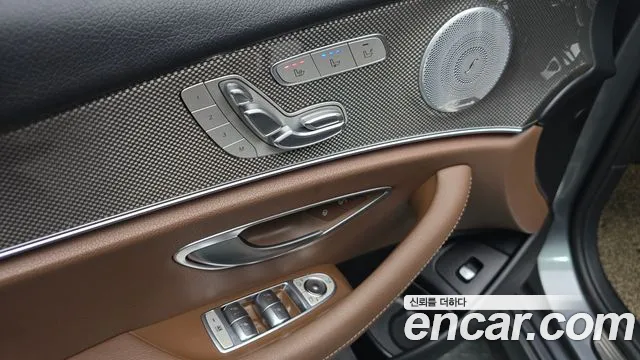 Mercedes-Benz E-Class 2020 — фото 21