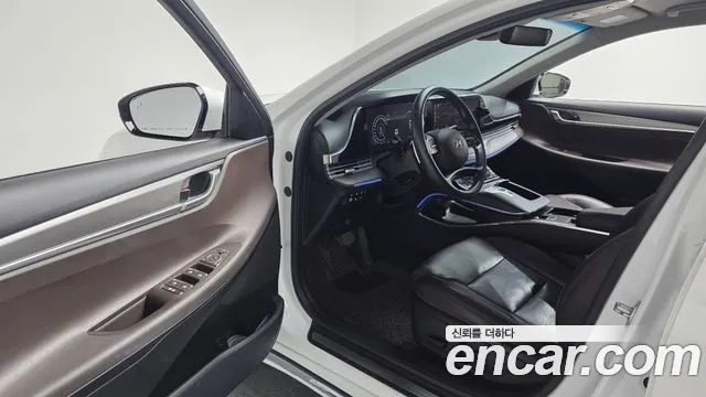 Hyundai Grandeur 2020 — фото 13