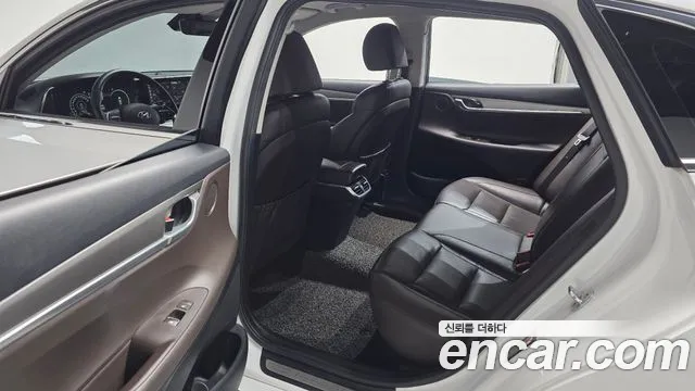 Hyundai Grandeur 2020 — фото 16