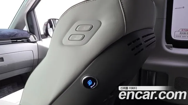 Hyundai Staria 2025 — фото 26