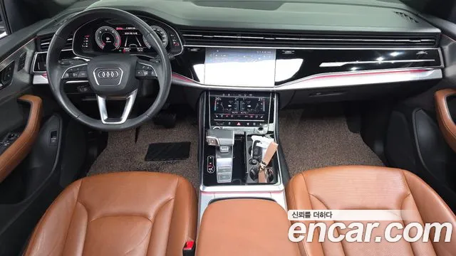 Audi Q8 2021 — фото 10