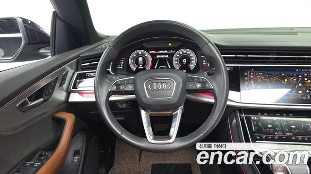 Audi Q8 2021 — фото 18