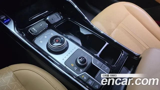 Kia Sorento 2023 — фото 9