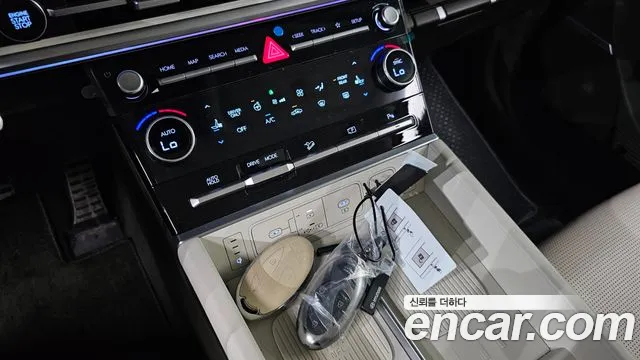 Hyundai Santafe 2024 — фото 22