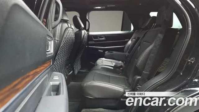 Ford Explorer 2018 — фото 11