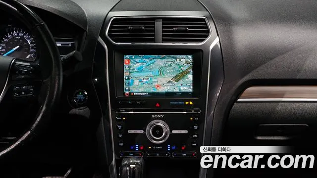 Ford Explorer 2018 — фото 14