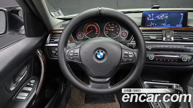 BMW 3-Series 2012 — фото 13