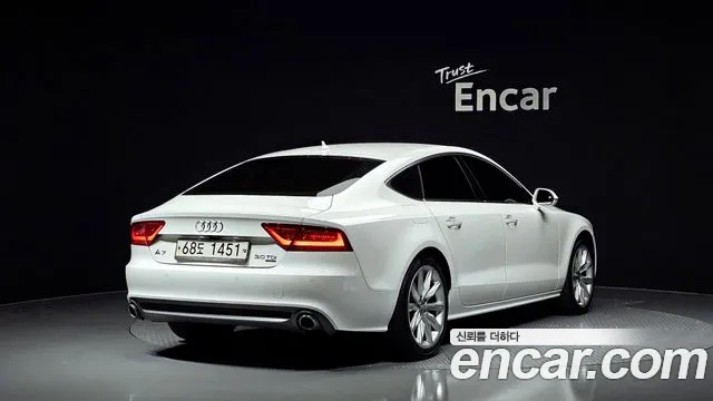 Audi A7 2013 — фото 2